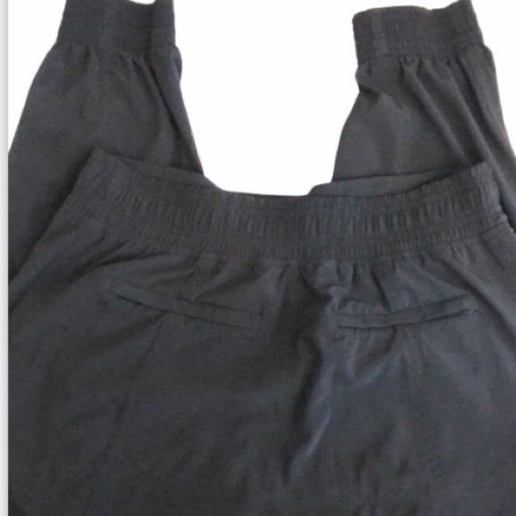 Athleta pant gray color elastic bottom - Picture 5 of 13